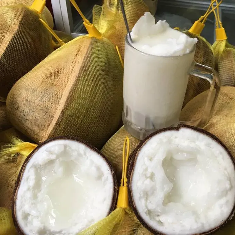 cách ăn dừa sáp 2