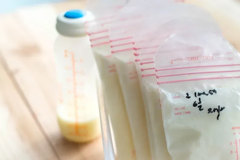 cách bảo quản sữa mẹ 5