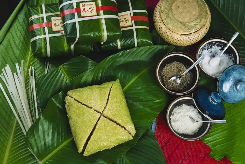 Cách gói bánh chưng 6