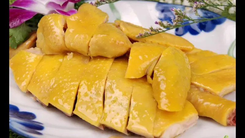 Cách luộc gà ngon 8