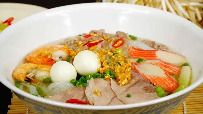 Cách nấu hủ tiếu nam vang 8