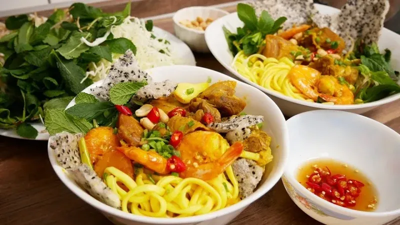 Cách nấu mì quảng 1