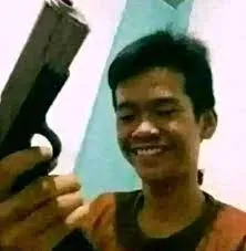 meme cầm súng 29