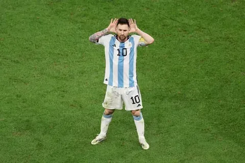 messi meme 24