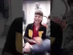 khá bảnh meme 24