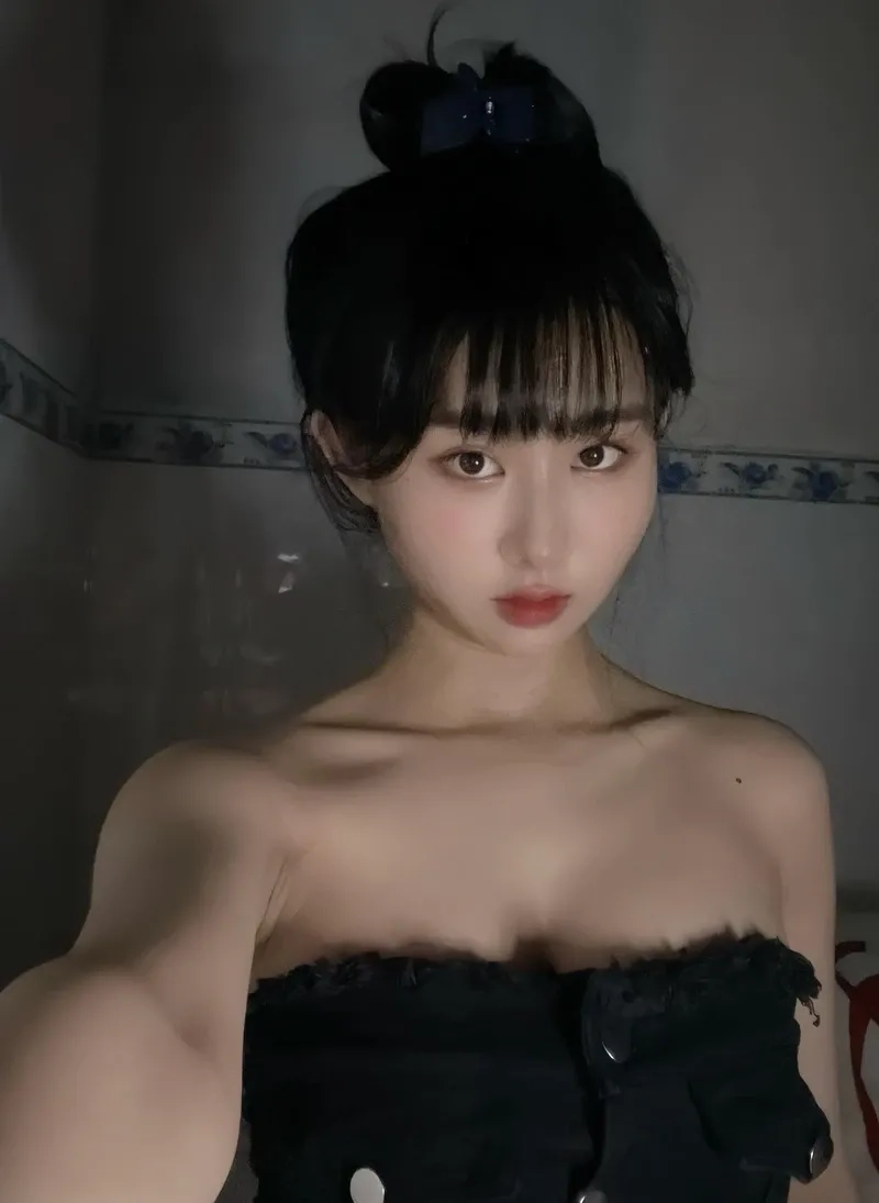 Hình ảnh gái xinh k10 luôn thu hút bởi sự tươi trẻ và năng động