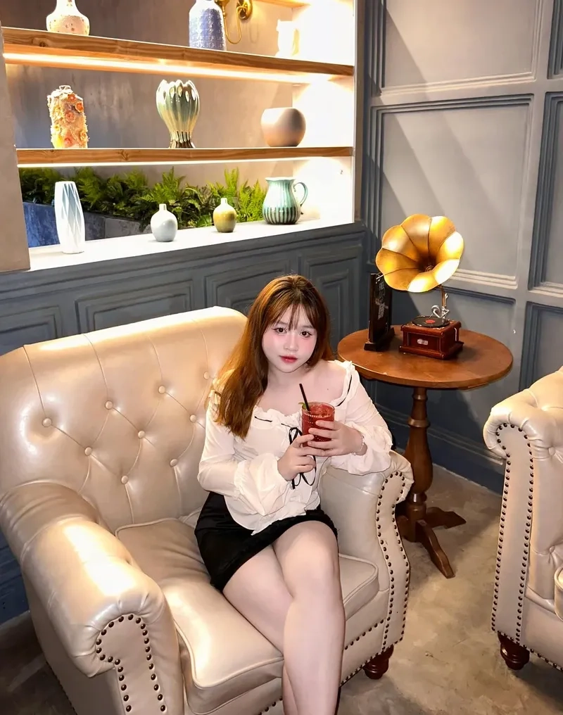 Ảnh gái k9 cute thể hiện sự vui tươi và ngọt ngào trong từng khoảnh khắc