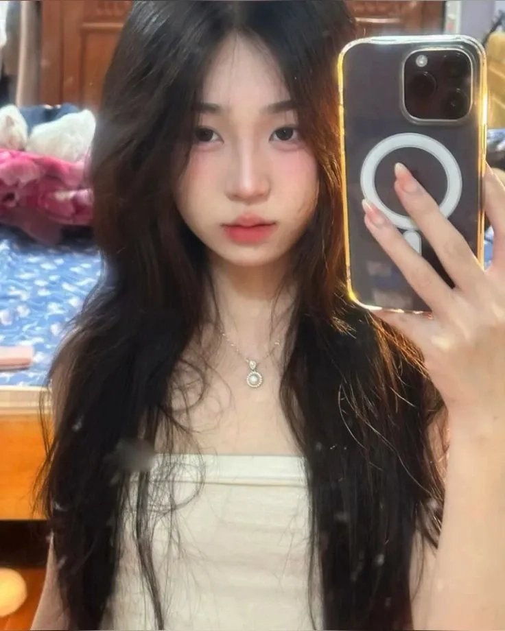 Ảnh tự sướng trước gương là cách lưu giữ những khoảnh khắc đẹp