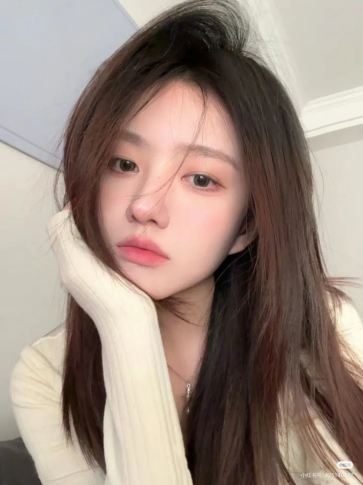 Ảnh Kim Jin Kyung luôn thu hút với vẻ đẹp tự nhiên và phong cách