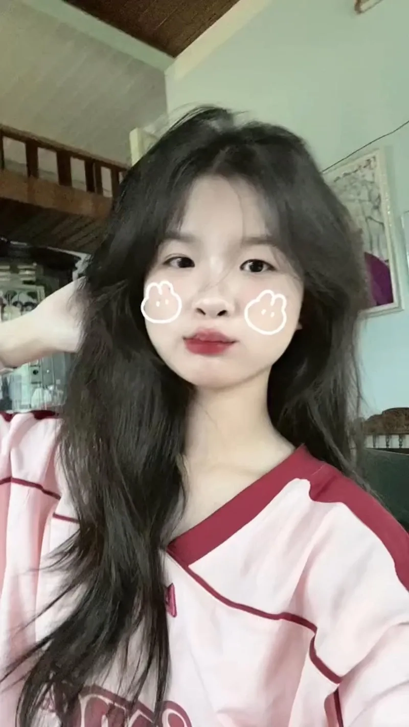 Tải hình ảnh gái 2k5 dễ thương nhất, đầy sức sống và tươi mới