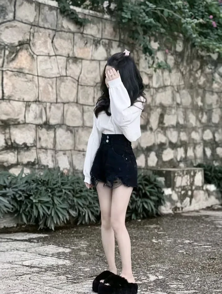Ảnh street style nữ mang đến vẻ đẹp cá tính và năng động