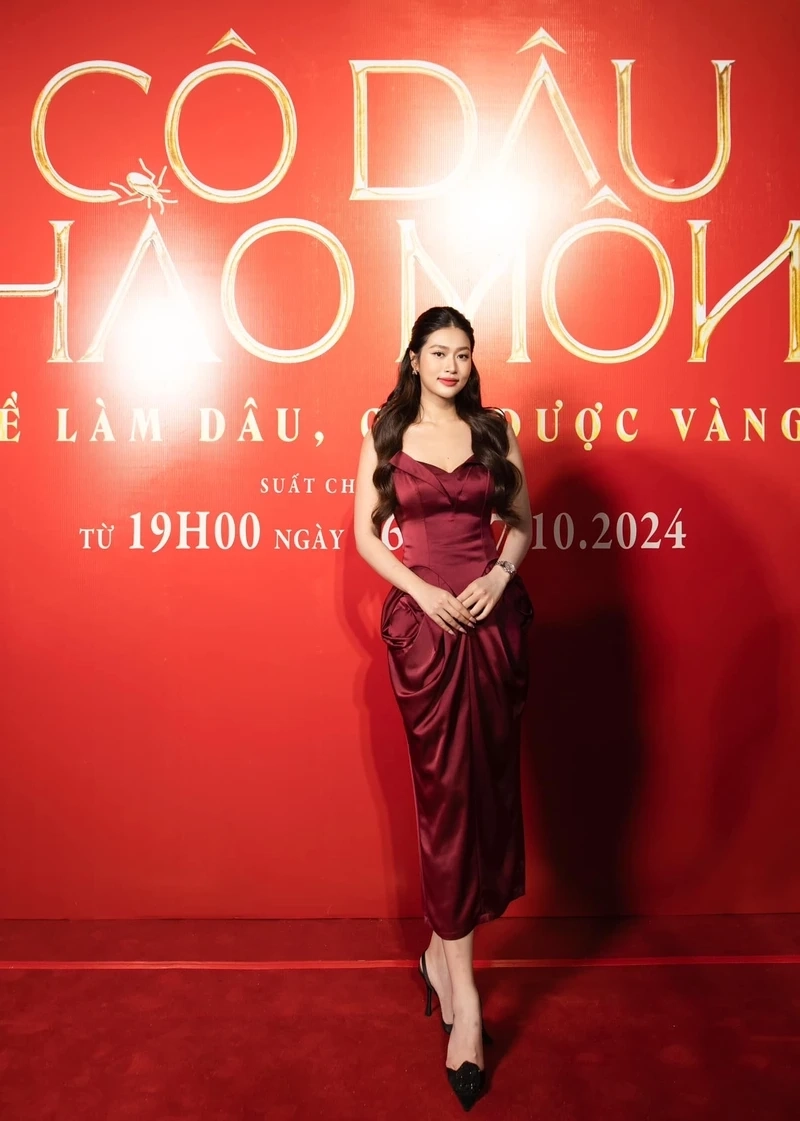 Hoa hậu Hòa Bình Việt Nam với sự tỏa sáng của Đoàn Thiên Ân