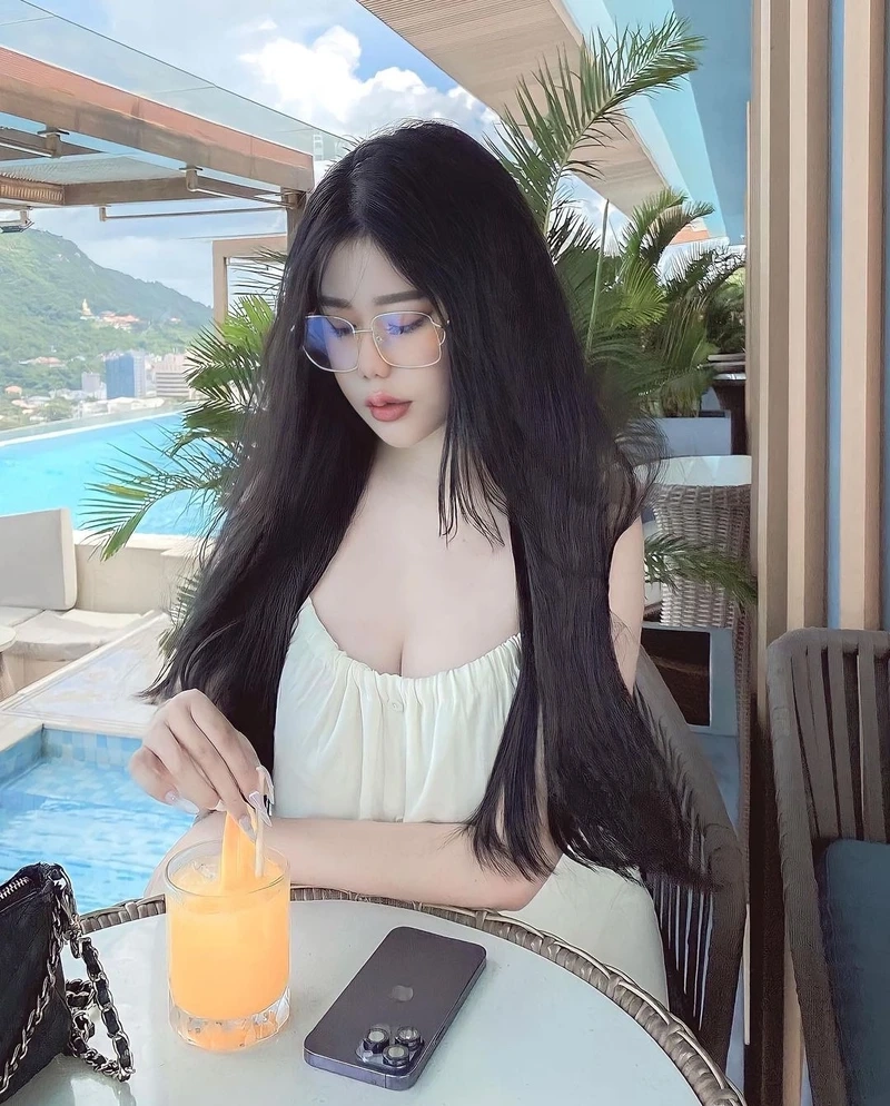 Hình nền gái 3d đẹp cuốn hút với sự sắc nét và đầy màu sắc
