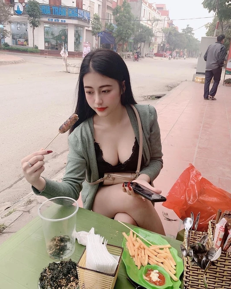Anh gai xinh tik tok với vẻ đẹp tự nhiên và phong cách cuốn hút