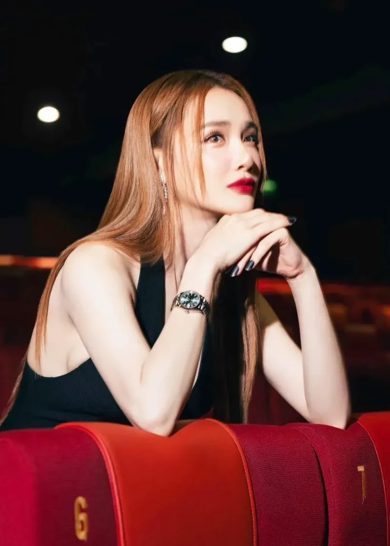 Gia đình Nhã Phương Trường Giang là hình mẫu lý tưởng cho nhiều người
