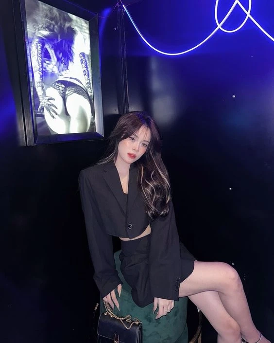 Nhac song gai dep với giai điệu sống động và cảm xúc tràn đầy