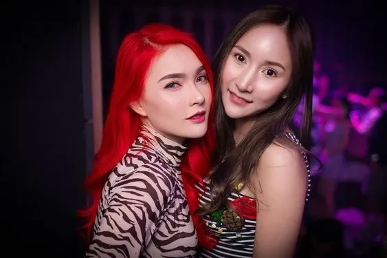 Gai mac bikini sexy với nét đẹp tự nhiên và phong cách tinh tế