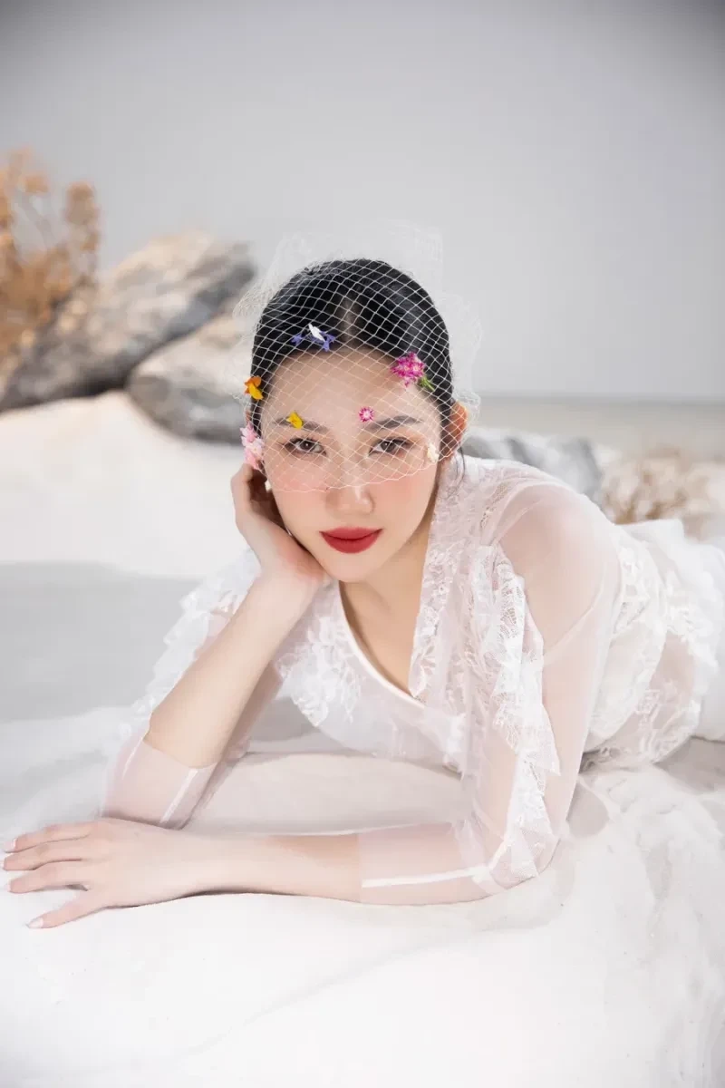 lê huỳnh thúy ngân là tên tuổi nổi bật trong giới nghệ sĩ Việt