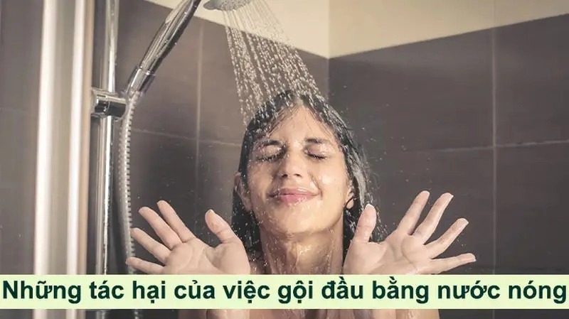 Nước nóng gây khô xơ và gãy rụng tóc