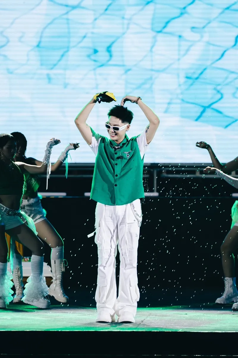 Bài hát của Quân AP sâu lắng nhất