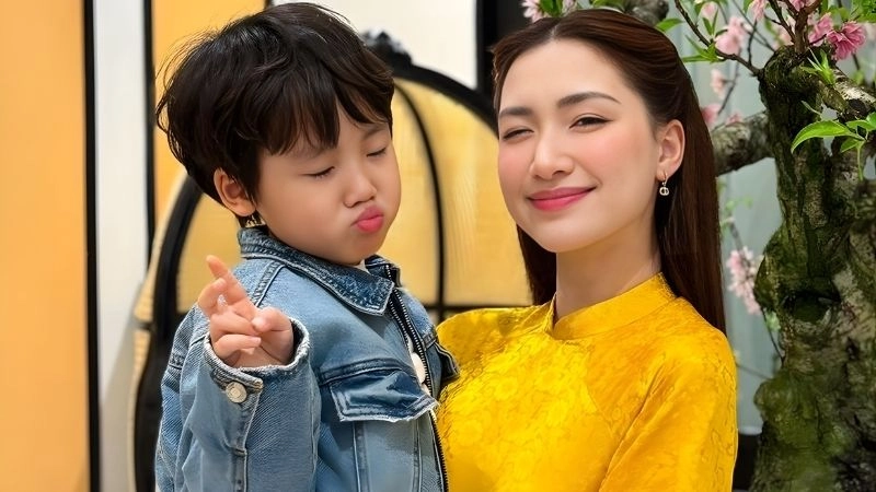 Cuộc sống riêng tư - Làm mẹ đơn thân và thử thách 